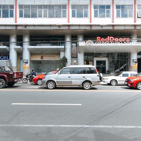 Reddoorz Plus @ E Rodriguez Corner Banawe 케손시티 외부 사진