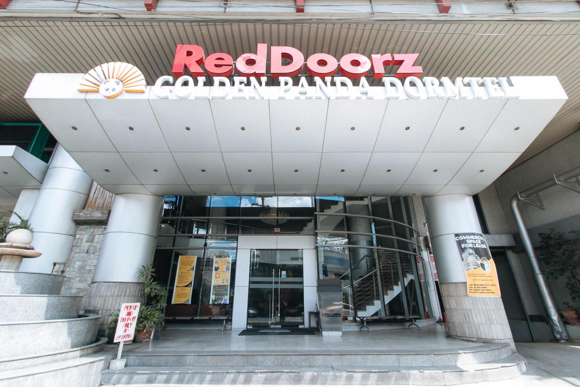Reddoorz Plus @ E Rodriguez Corner Banawe 케손시티 외부 사진